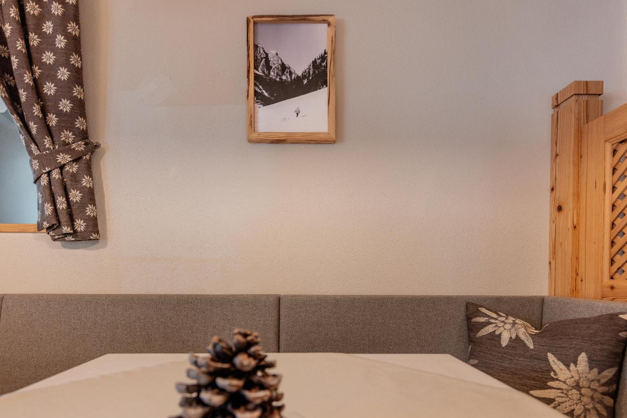 Villa Resi B&B Corvara Buitenkant foto